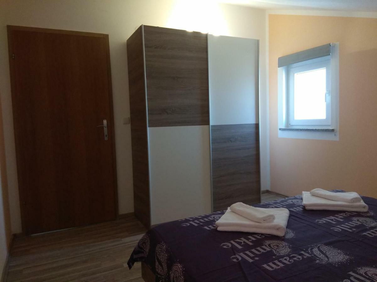 Apartamento Lorber House Stinjan Pula Exterior foto