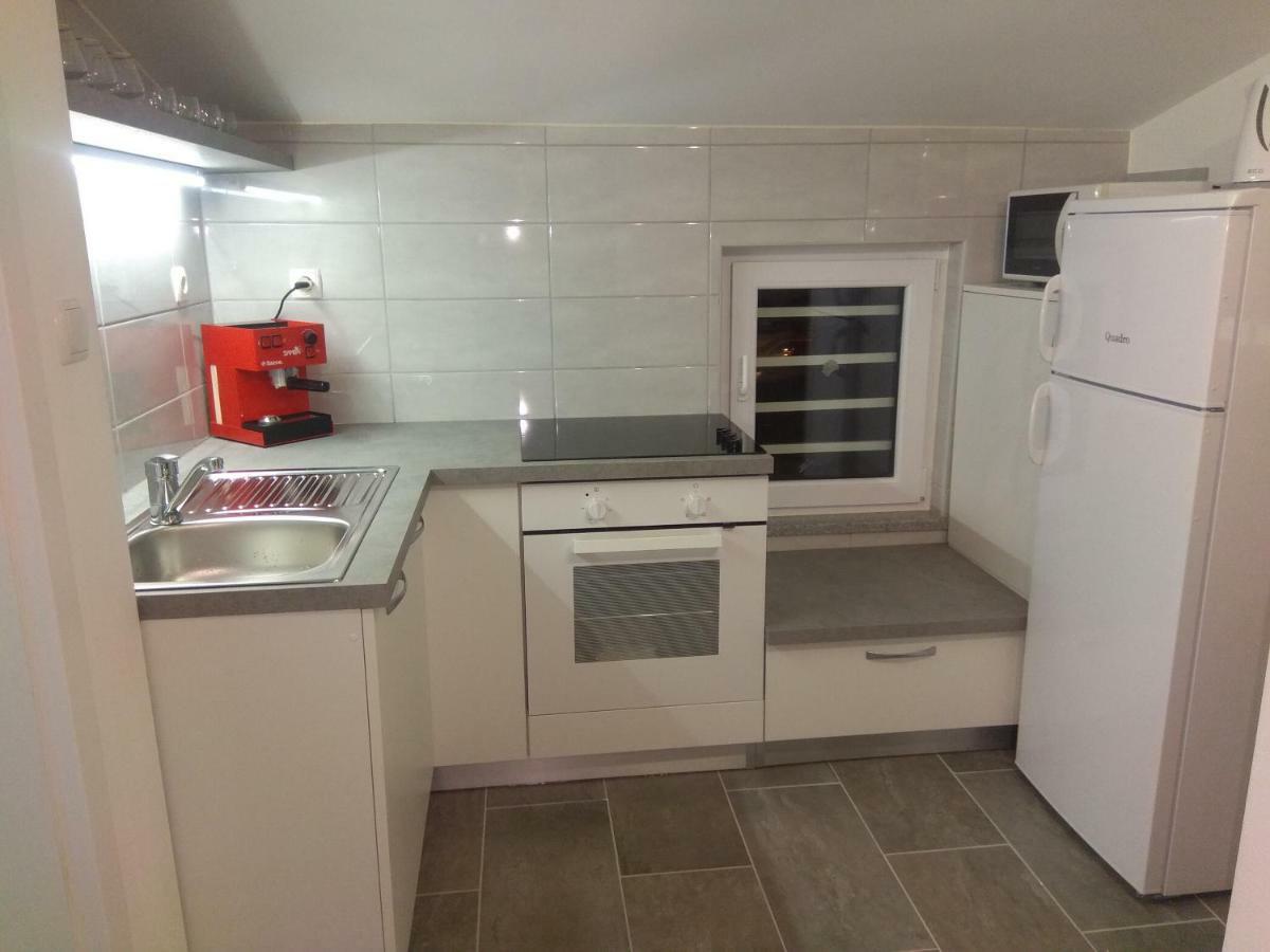 Apartamento Lorber House Stinjan Pula Exterior foto